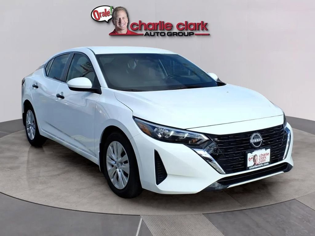 Used 2025 Nissan Sentra S image 7