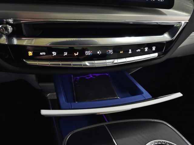 Certified 2023 Cadillac Lyriq 2WD image 40