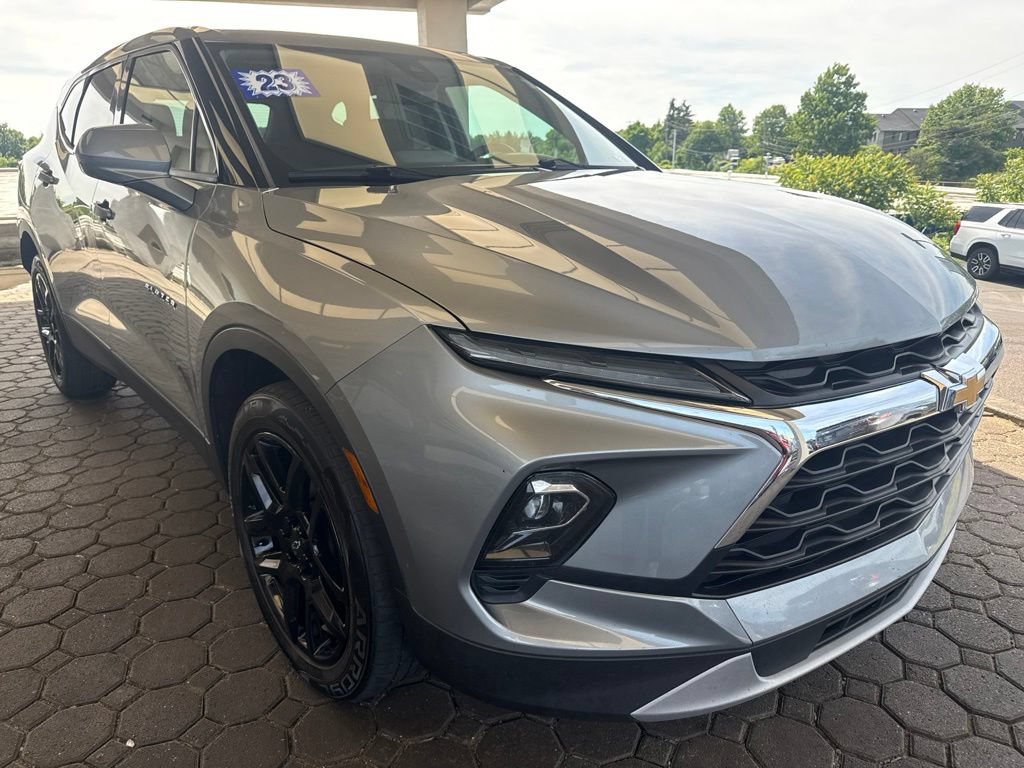 Used 2023 Chevrolet Blazer LT w/ Driver Confidence Package AWD/4WD image 4