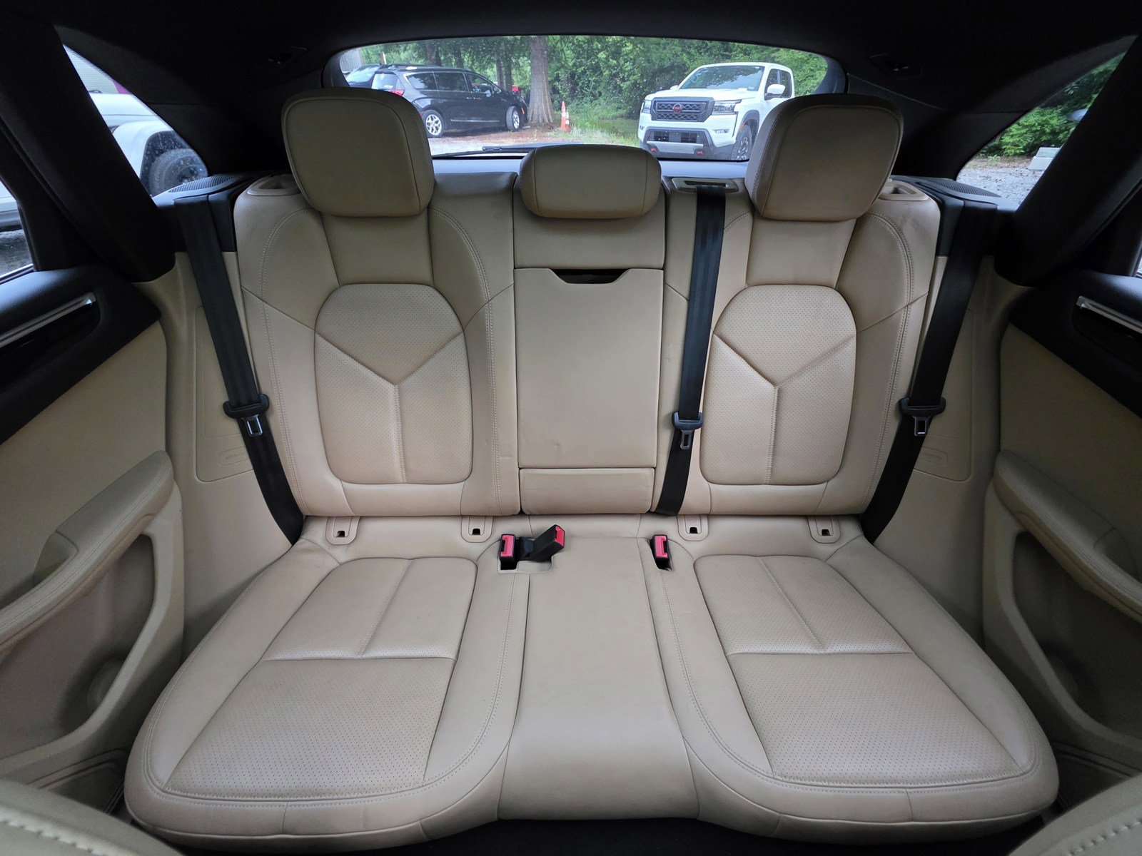 Used 2017 Porsche Macan S AWD/4WD image 25