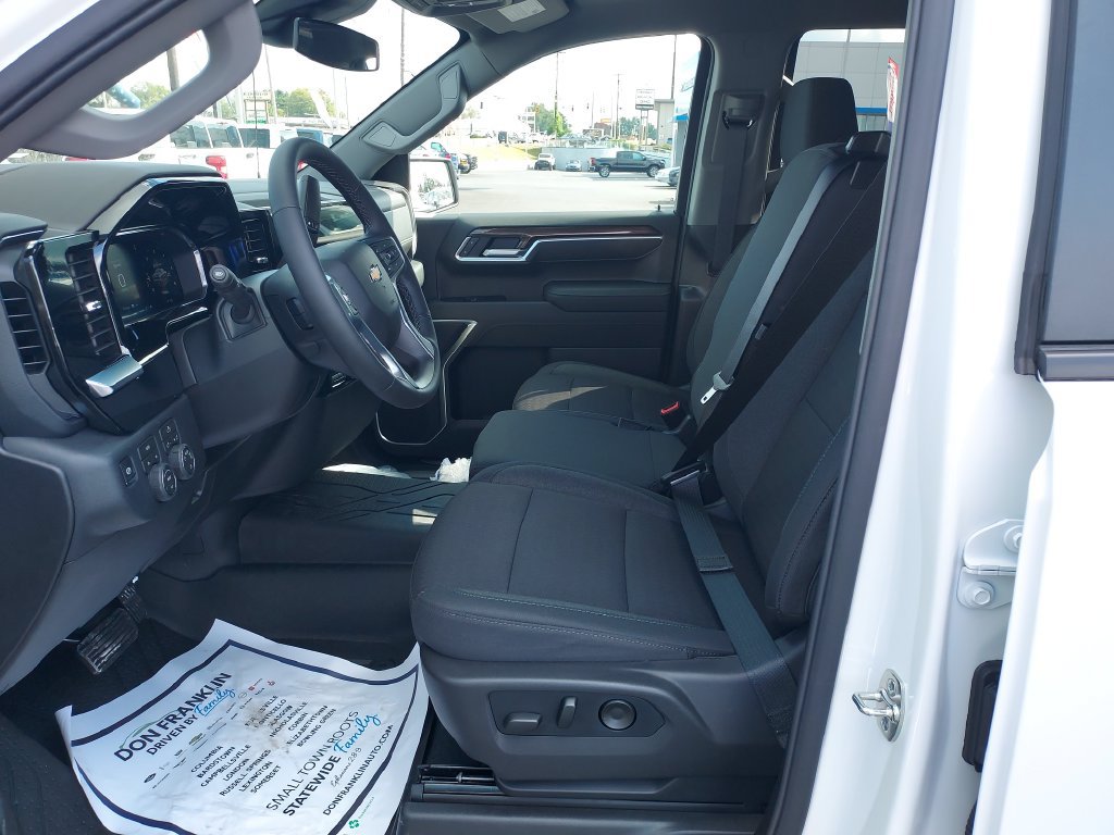 New 2026 Chevrolet Silverado 1500 LT w/ All Star Edition Plus AWD/4WD image 13