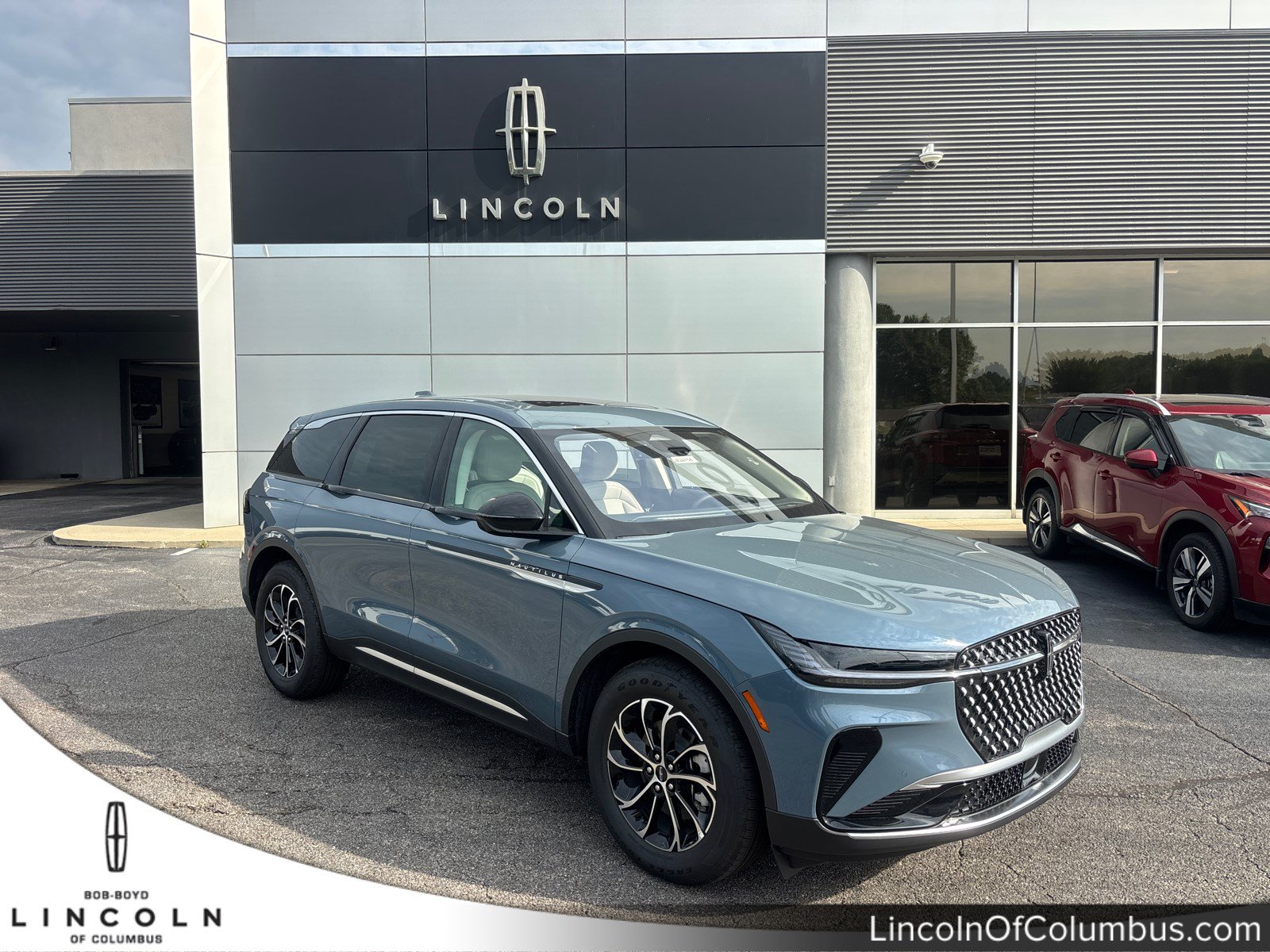 New 2026 Lincoln Nautilus Premier w/ Equipment Group 102A AWD/4WD image 1