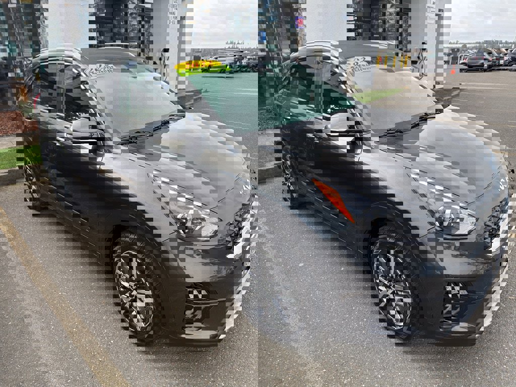 Used 2022 Kia Niro EX image 8