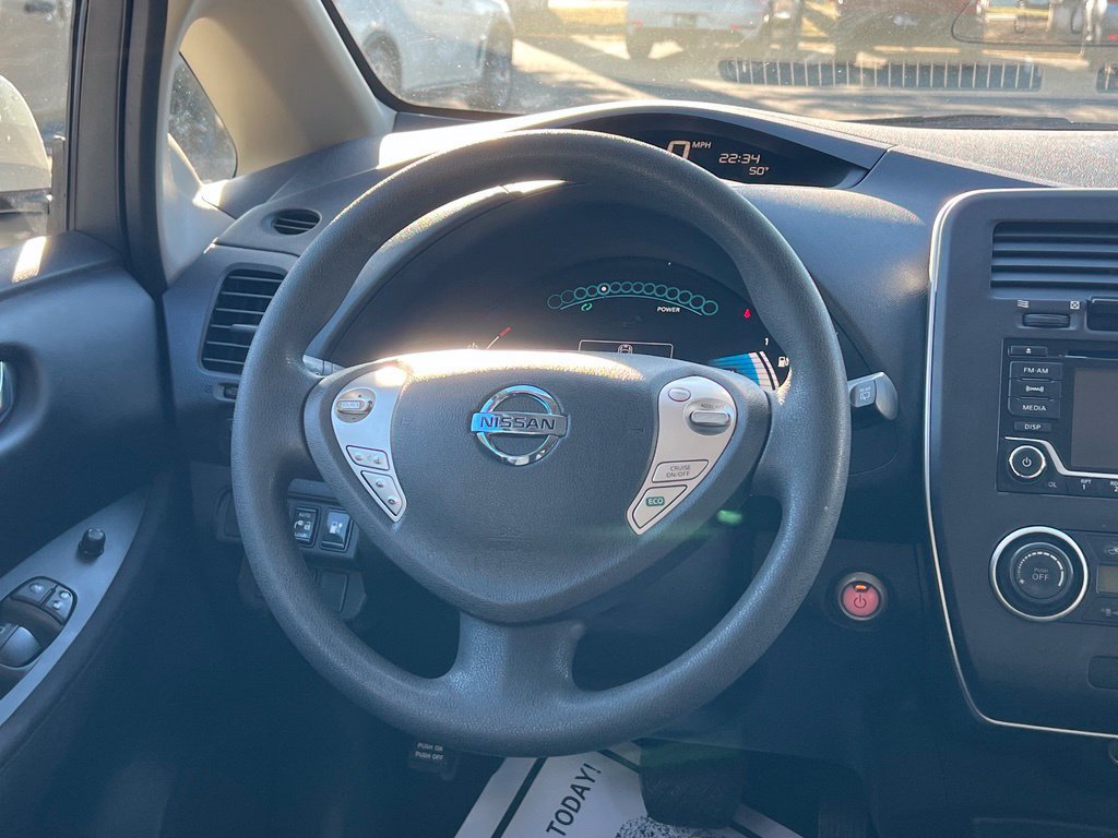 Used 2017 Nissan Leaf S w/ Charge Package FWD image 12