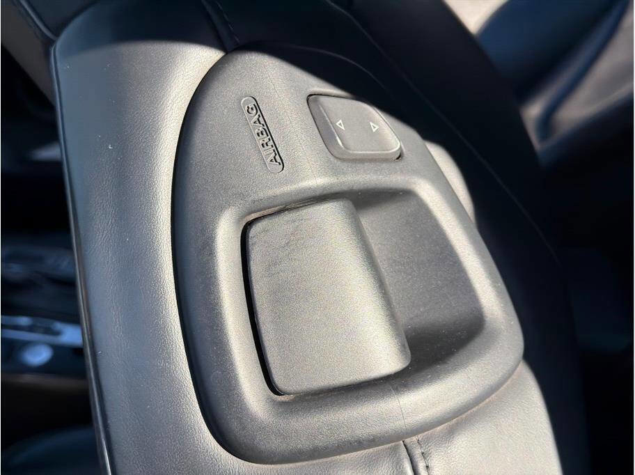 Used 2015 Audi RS 5 Coupe w/ Black Optic Plus Package image 17