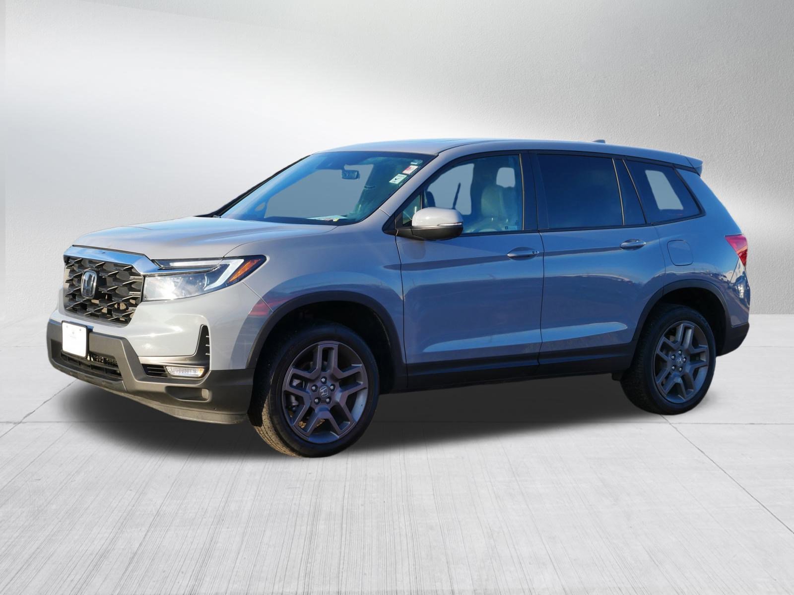 Certified 2023 Honda Passport EX-L image 3