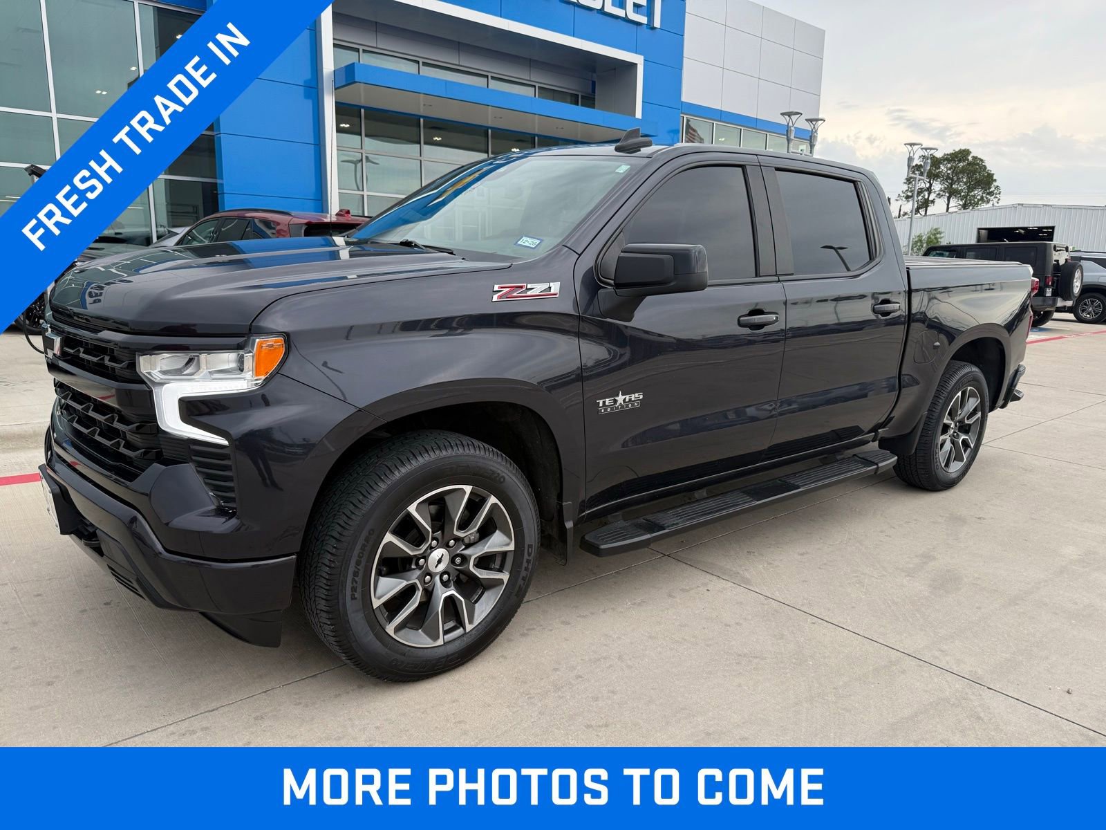 Used 2022 Chevrolet Silverado 1500 RST AWD/4WD image 1