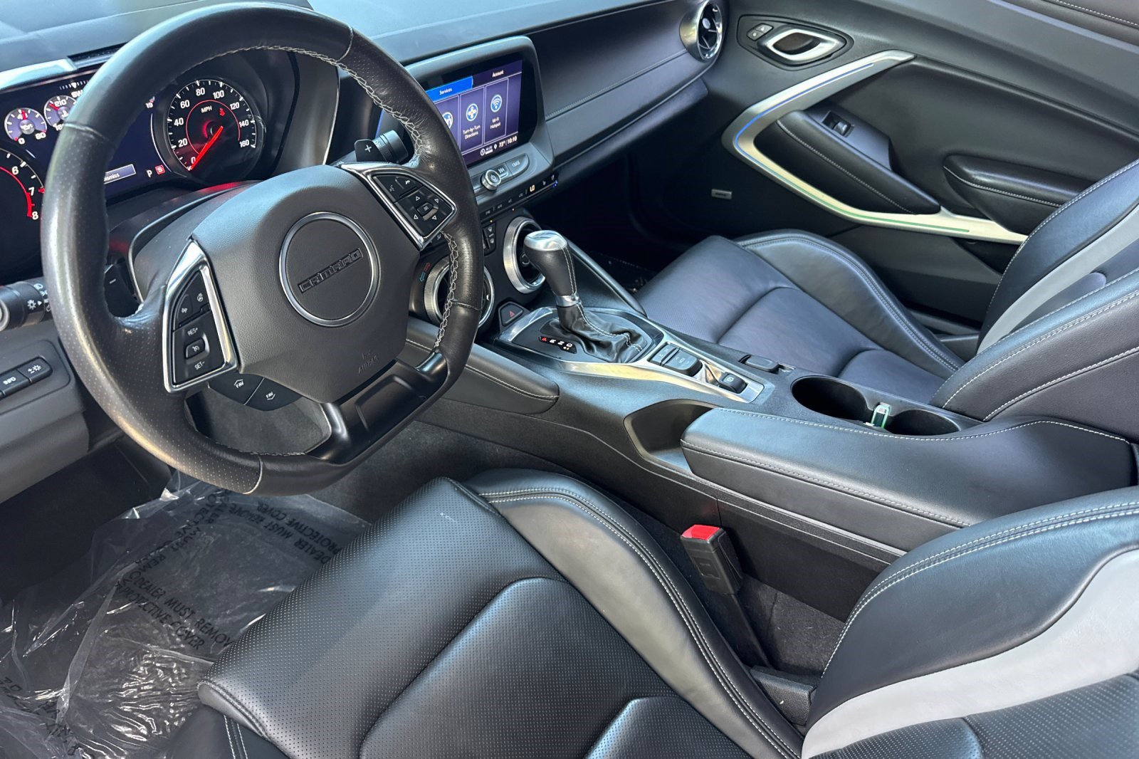 Used 2023 Chevrolet Camaro LT RWD image 4