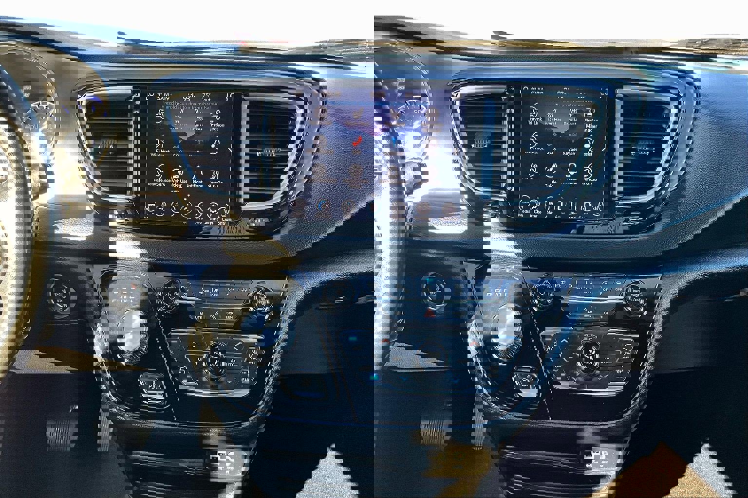 Used 2020 Chrysler Pacifica Touring-L w/ Advanced Safetytec Group image 6