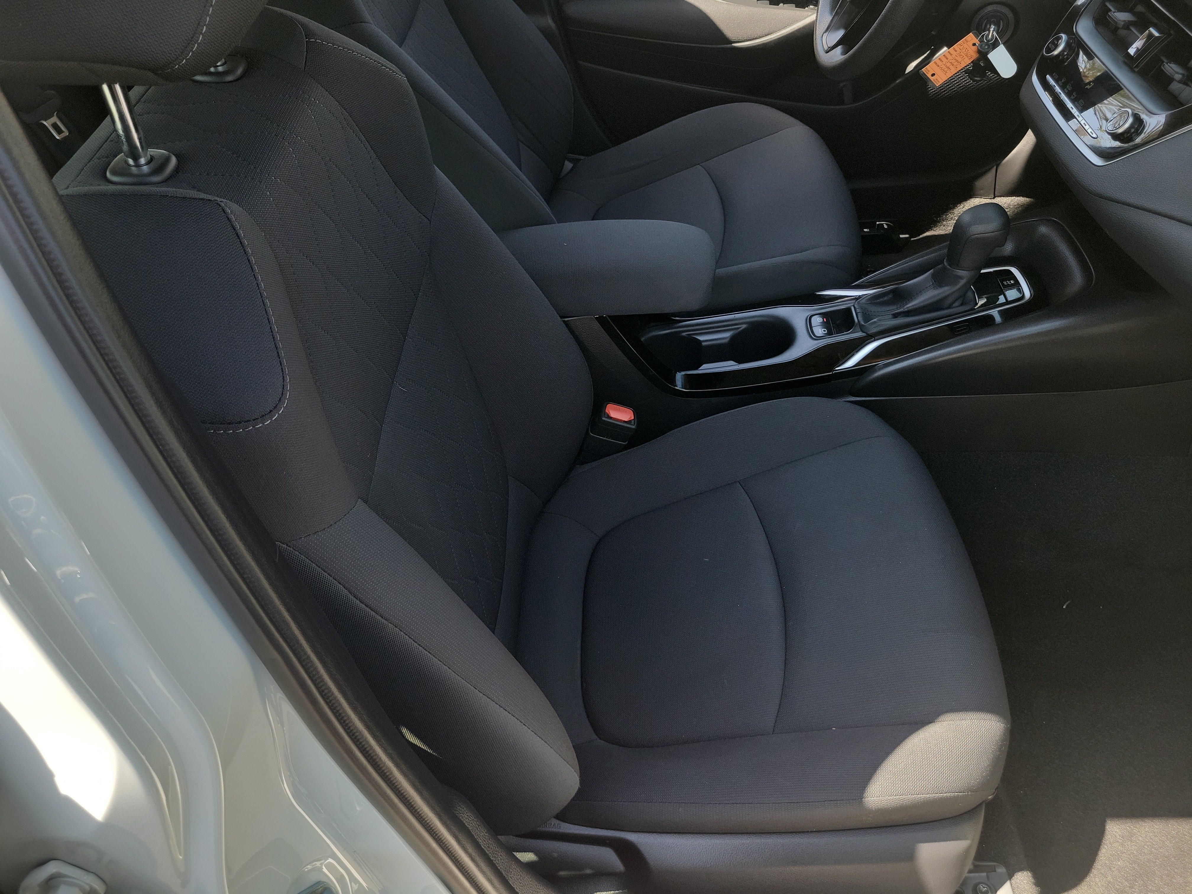 Used 2021 Toyota Corolla LE image 22