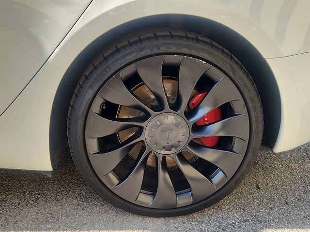 Used 2023 Tesla Model 3 Performance image 31