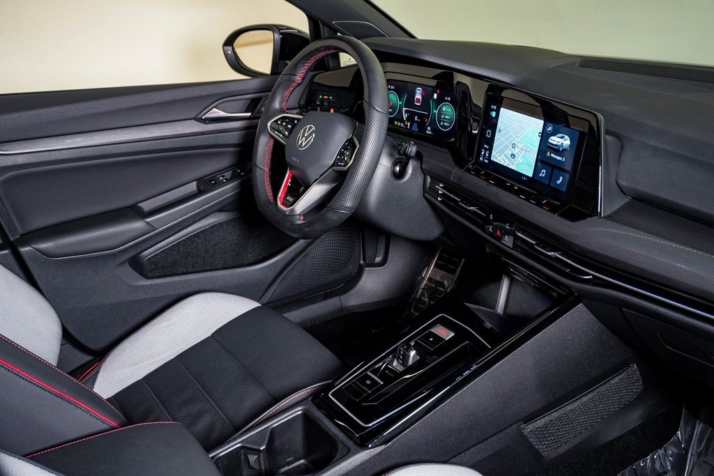 Used 2024 Volkswagen GTI Autobahn image 15