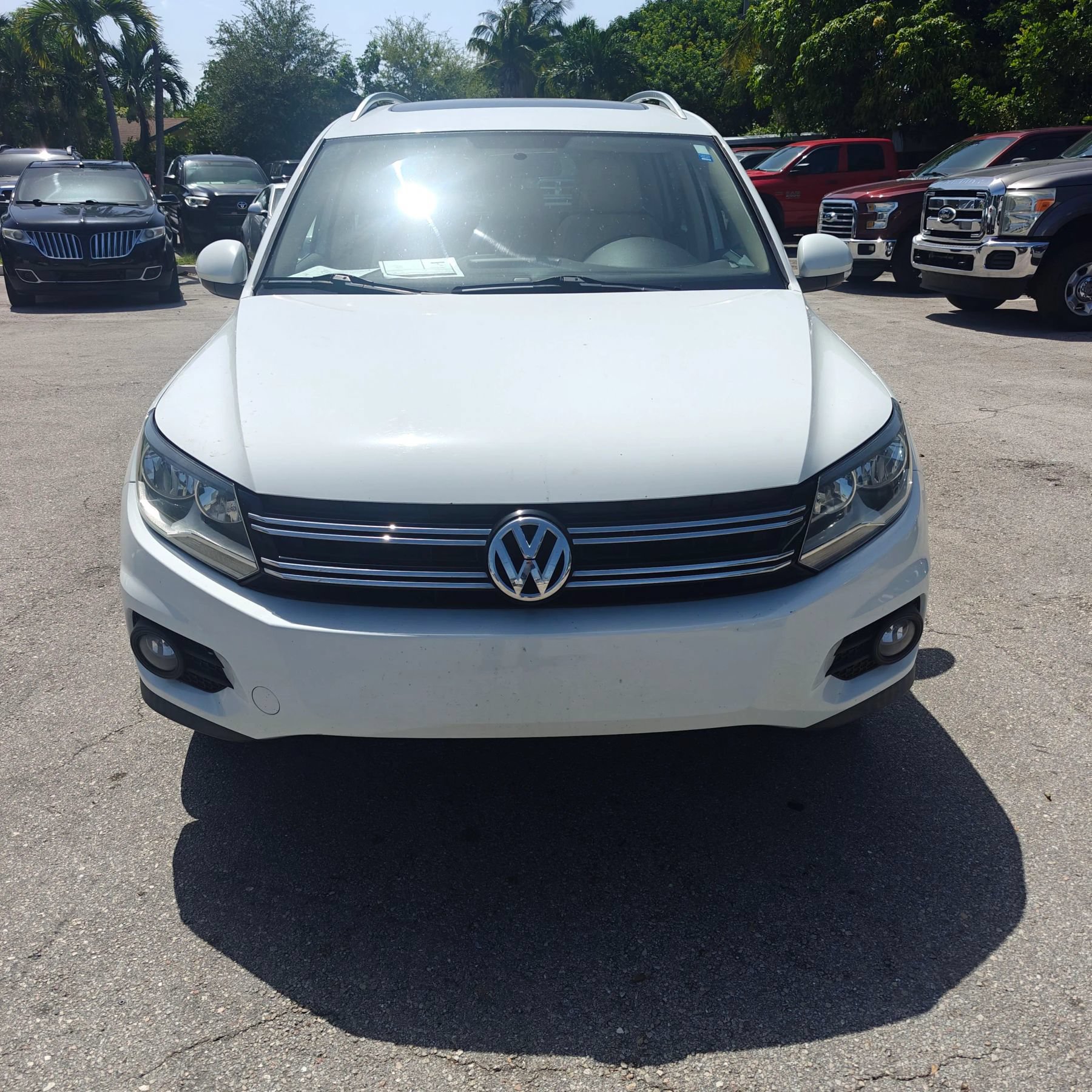Used 2015 Volkswagen Tiguan SE FWD image 33