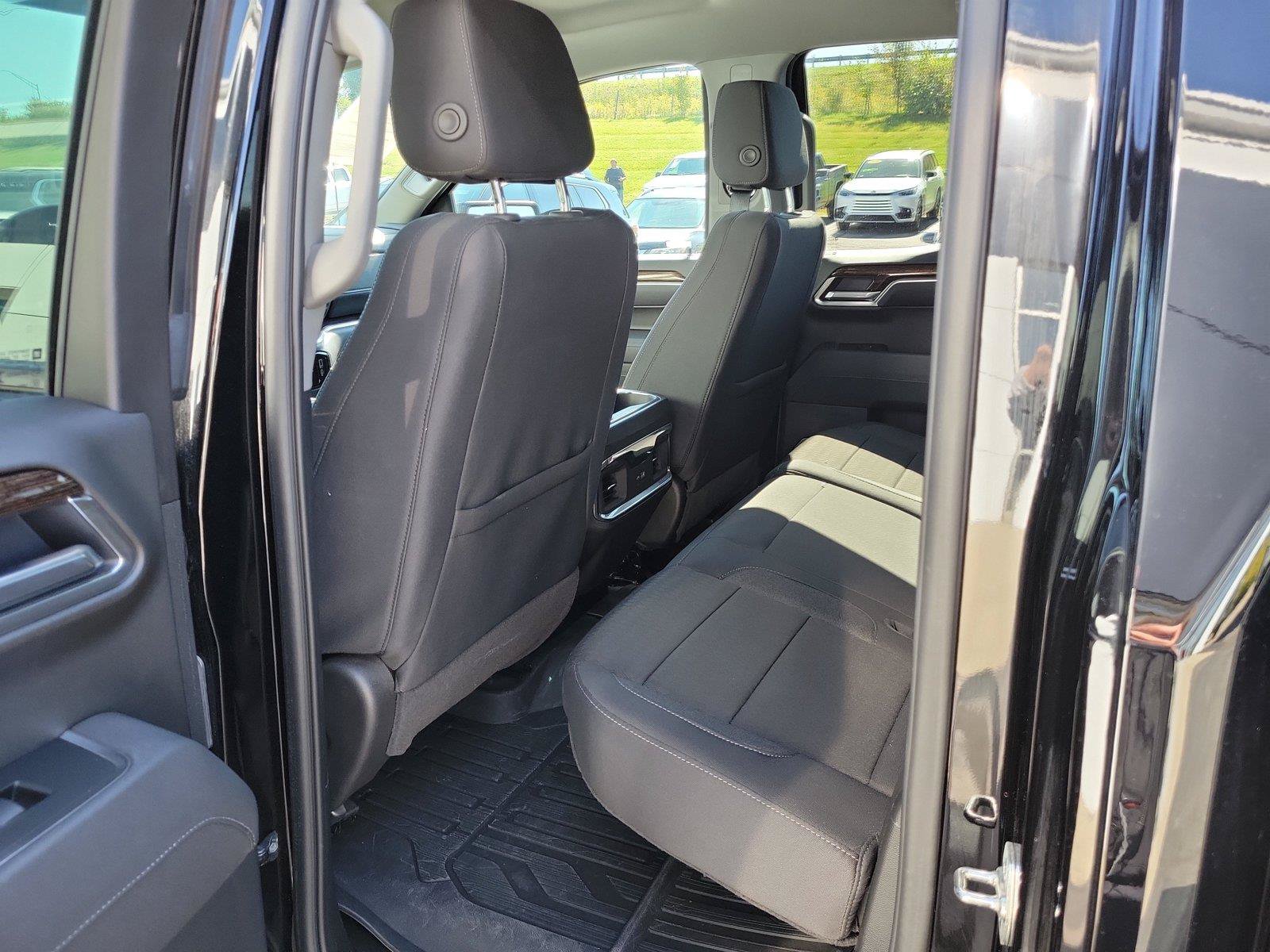 Used 2025 GMC Sierra 1500 Elevation AWD/4WD image 12