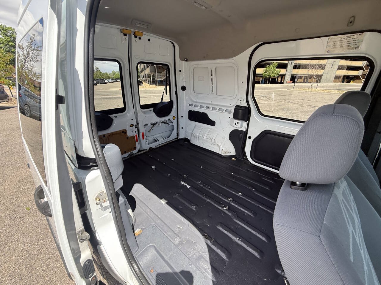 Used 2012 Ford Transit Connect XL FWD image 24