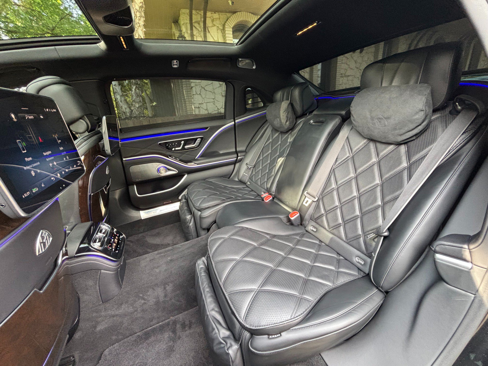 Used 2024 Mercedes-Benz Maybach S 580 4MATIC image 35