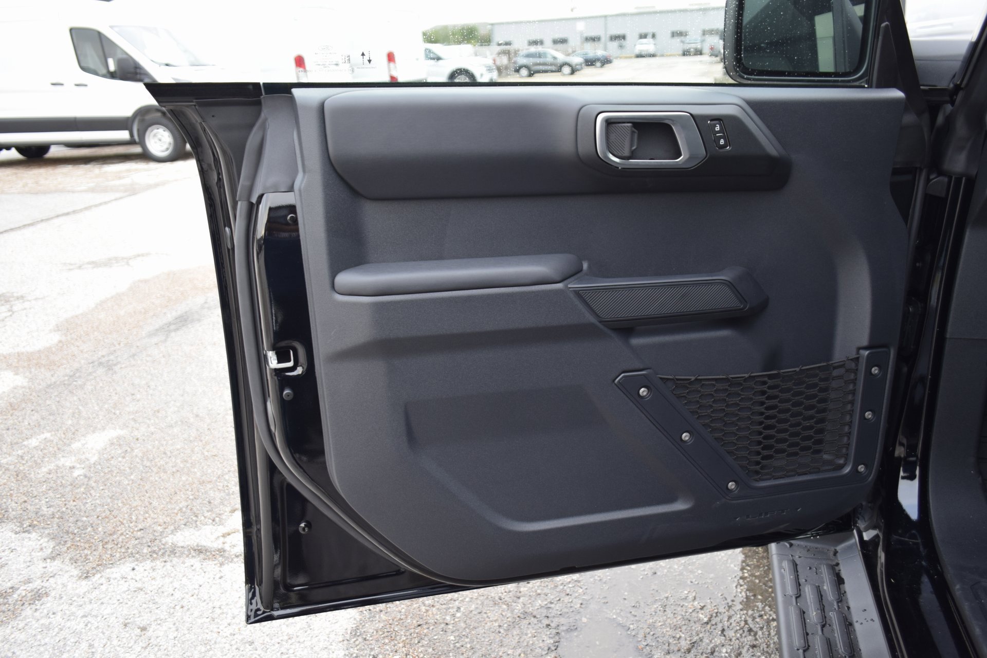 New 2025 Ford Bronco Outer Banks image 19