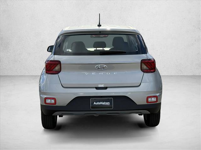 New 2026 Hyundai Venue SE image 7