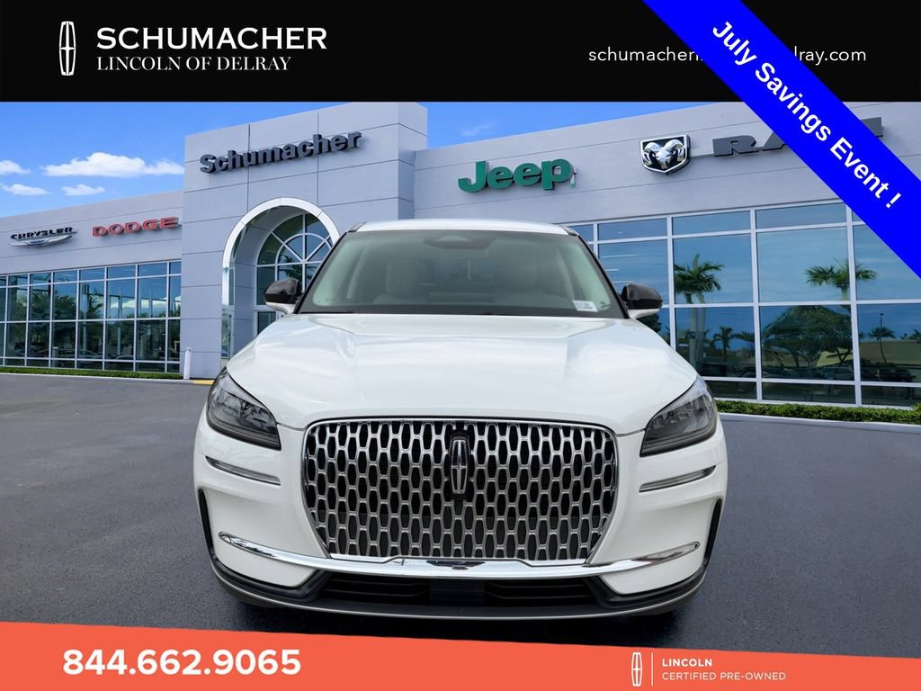 Used 2024 Lincoln Corsair FWD image 2