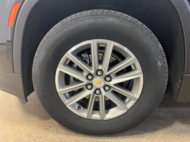 Used 2023 Chevrolet Traverse LT AWD/4WD image 30