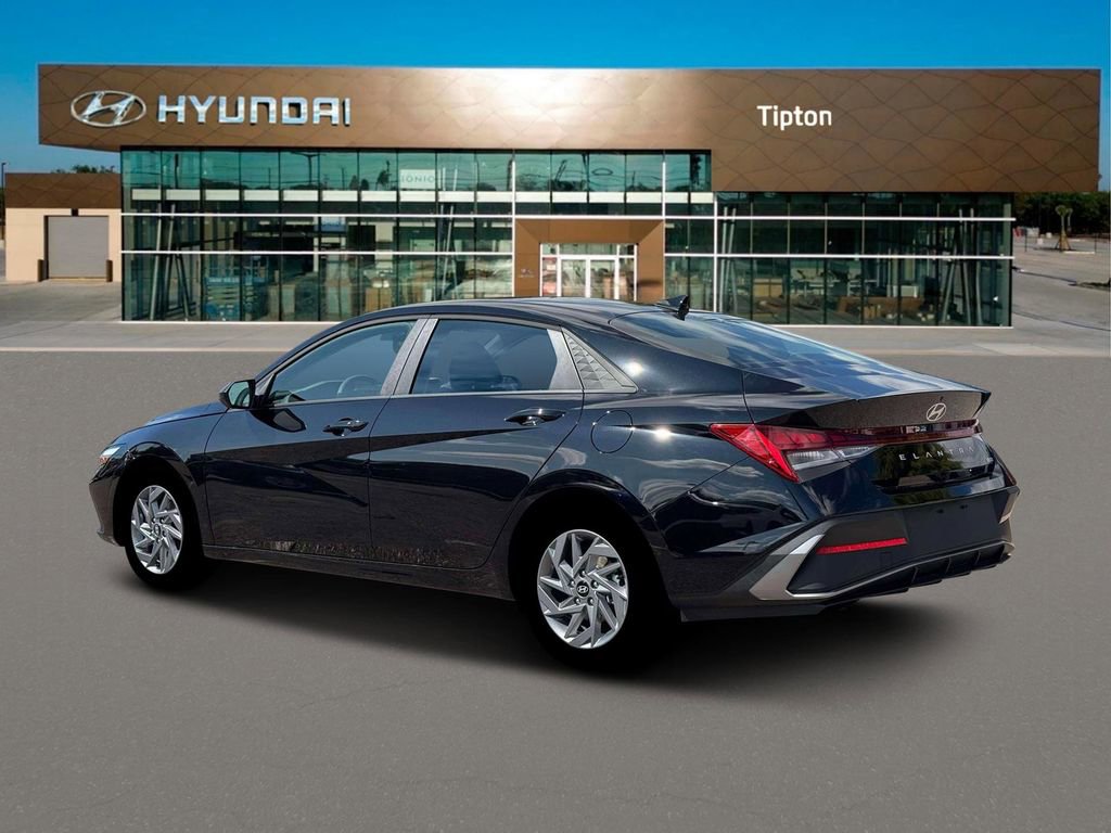 New 2026 Hyundai Elantra Blue image 4
