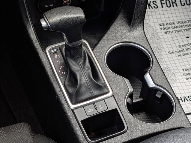 Used 2022 Kia Sportage LX image 12