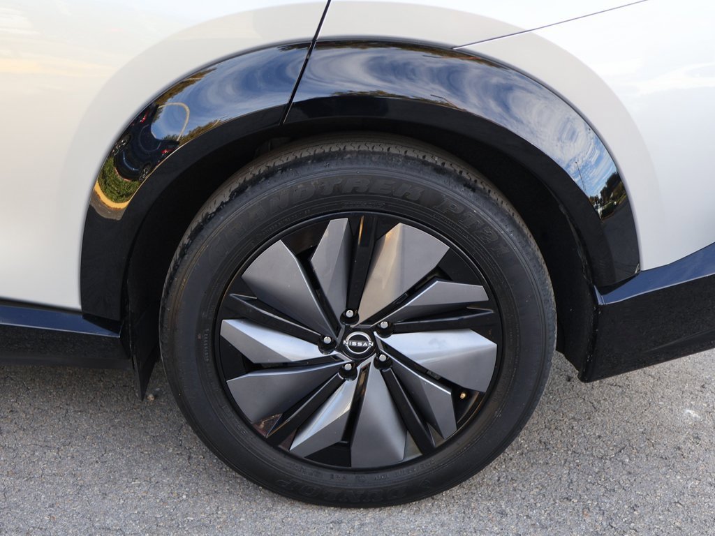 Used 2023 Nissan Ariya AWD image 22