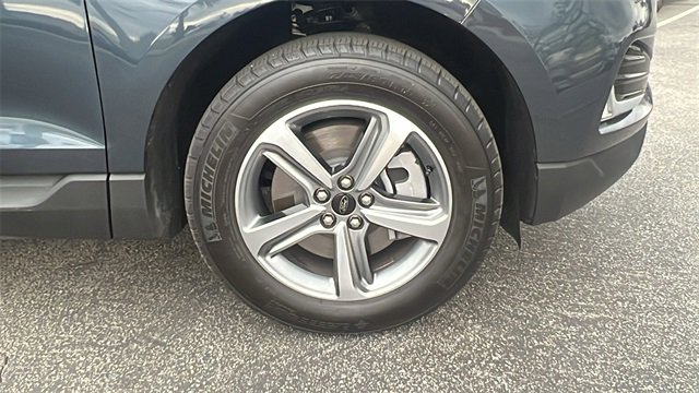 Certified 2024 Ford Edge SEL w/ Convenience Package image 9