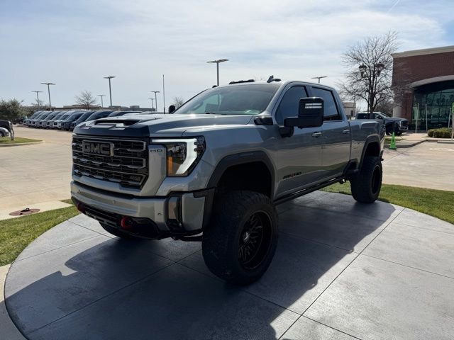 Used 2024 GMC Sierra 2500 AT4 w/ AT4 Premium Plus Package image 3