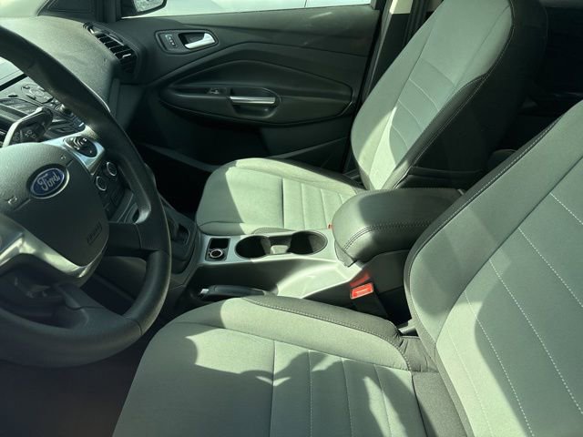 Used 2016 Ford Escape SE FWD image 10