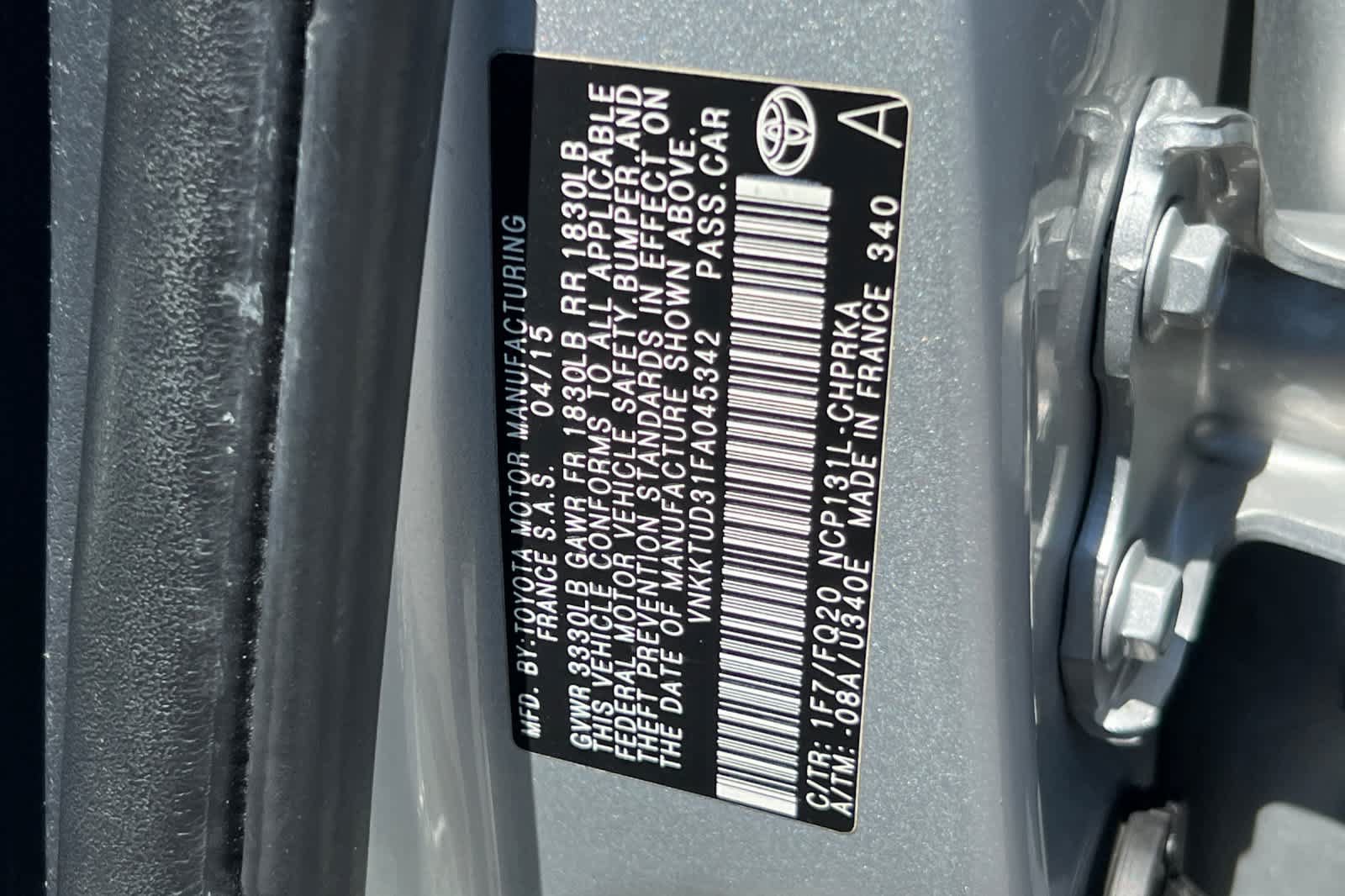 Used 2015 Toyota Yaris L FWD image 30