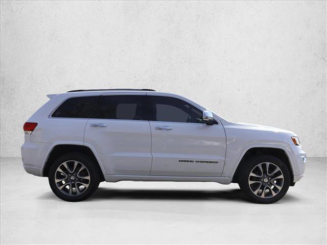 Used 2017 Jeep Grand Cherokee Overland AWD/4WD image 4