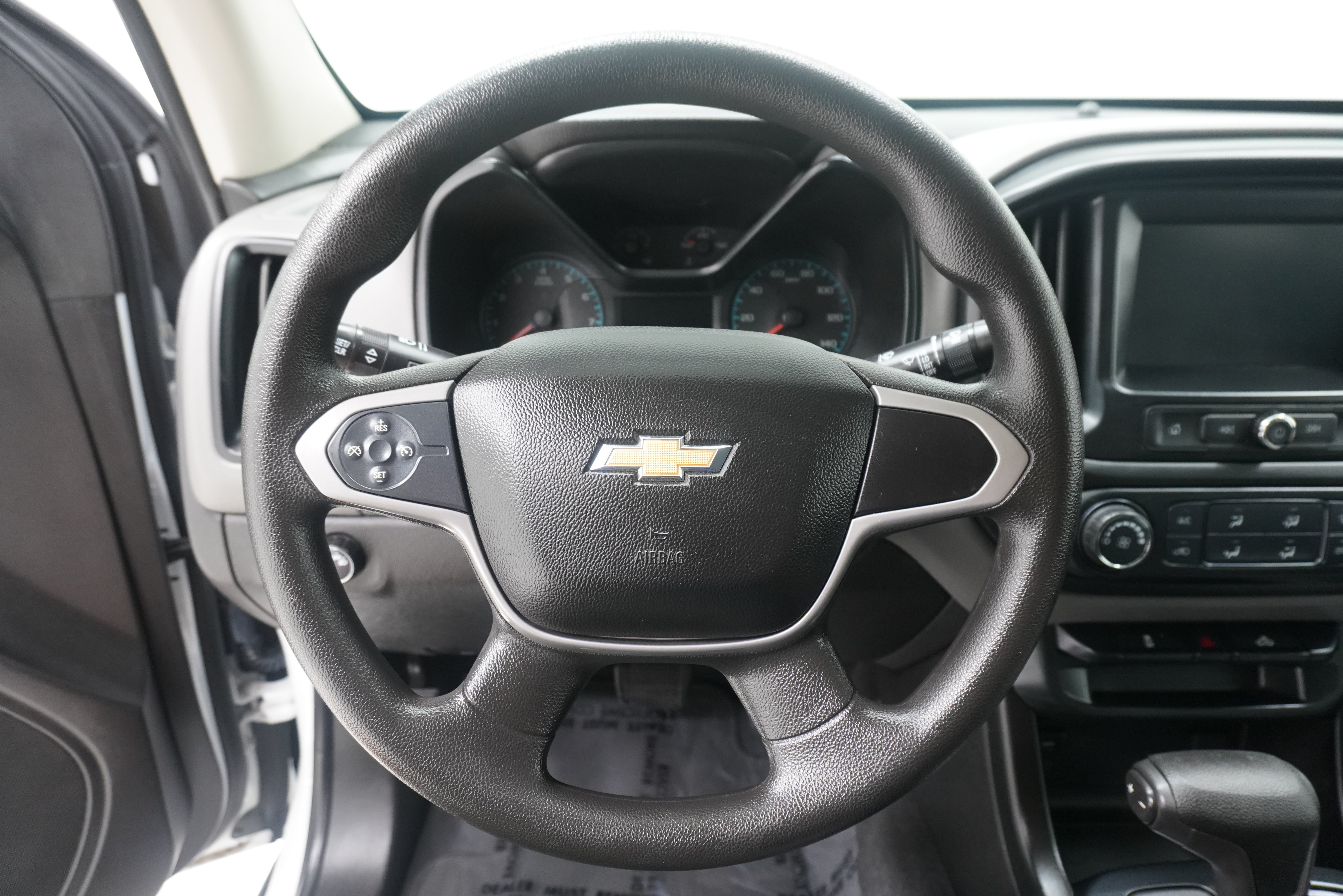 Used 2018 Chevrolet Colorado W/T w/ WT Convenience Package RWD image 15