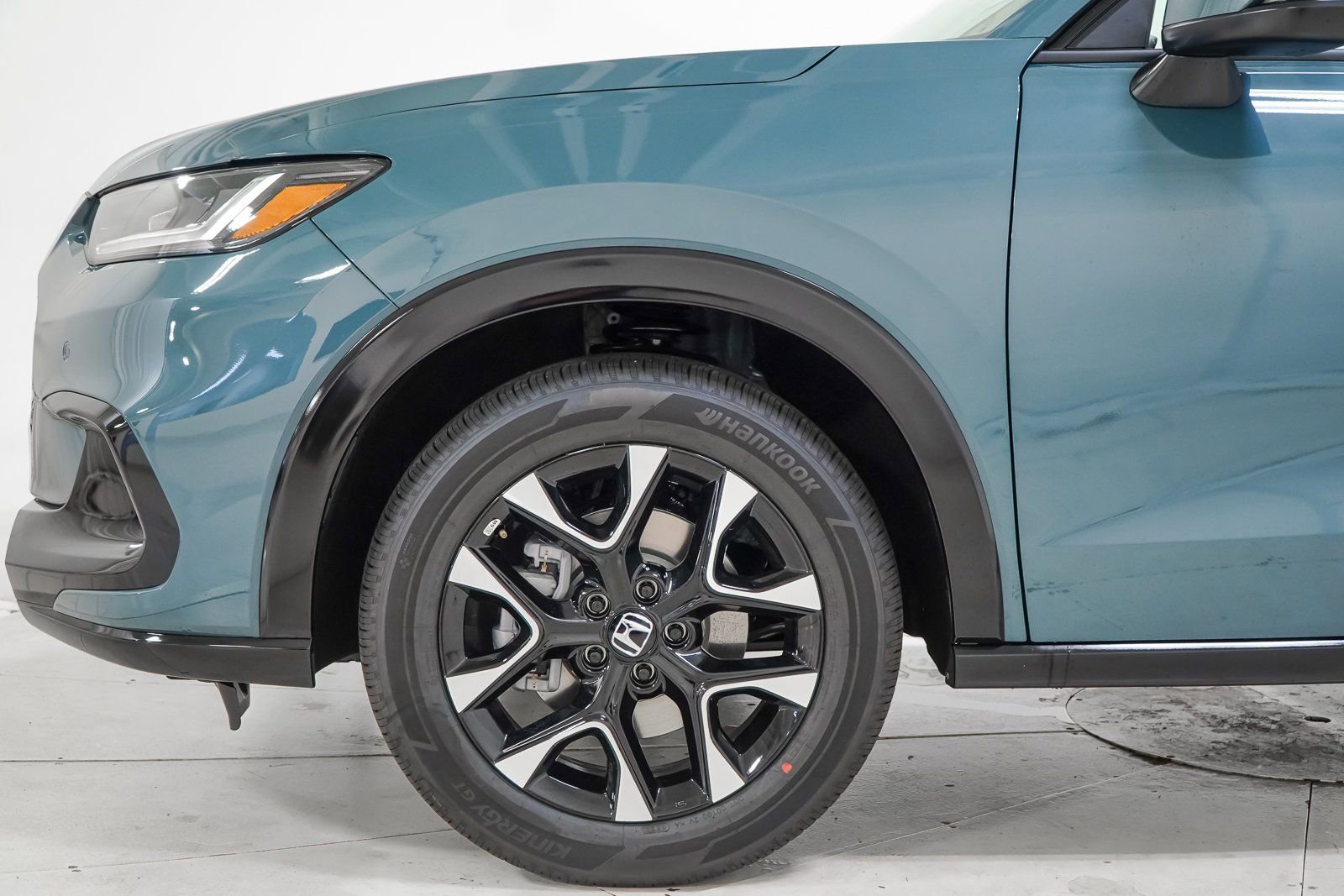 New 2026 Honda HR-V EX-L image 15