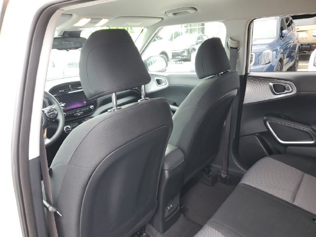 Certified 2024 Kia Soul S FWD image 10