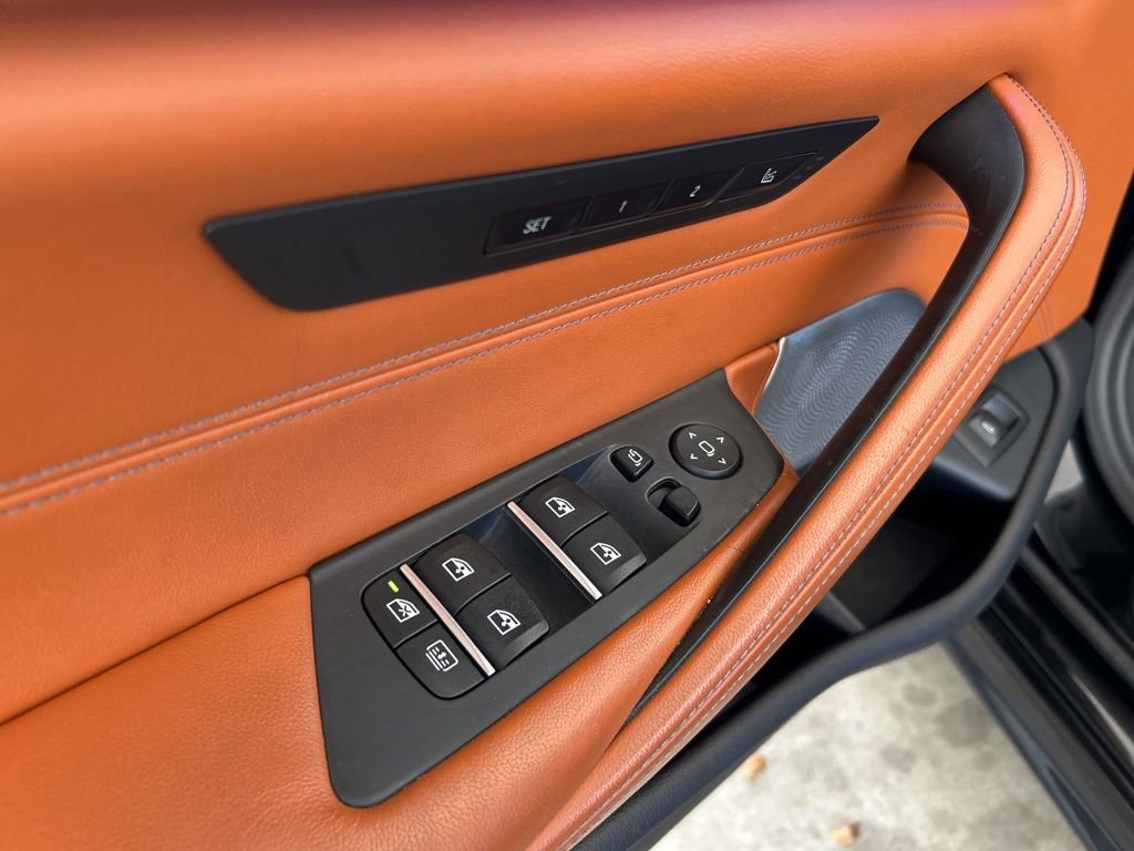 Used 2020 BMW M5 w/ Executive Package image 47