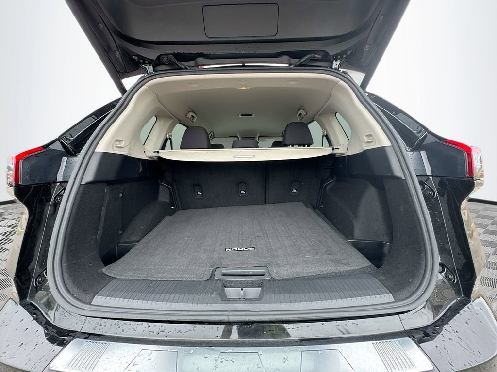 Used 2024 Nissan Rogue SV AWD/4WD image 21