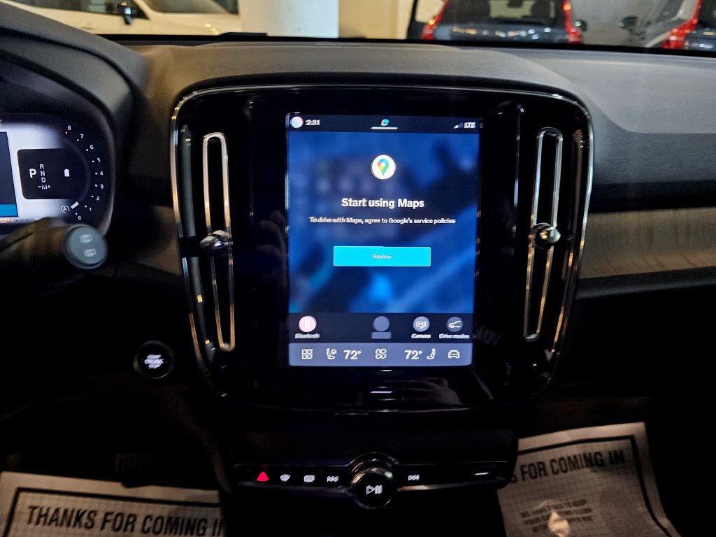 Certified 2025 Volvo XC40 B5 Ultra AWD/4WD image 21