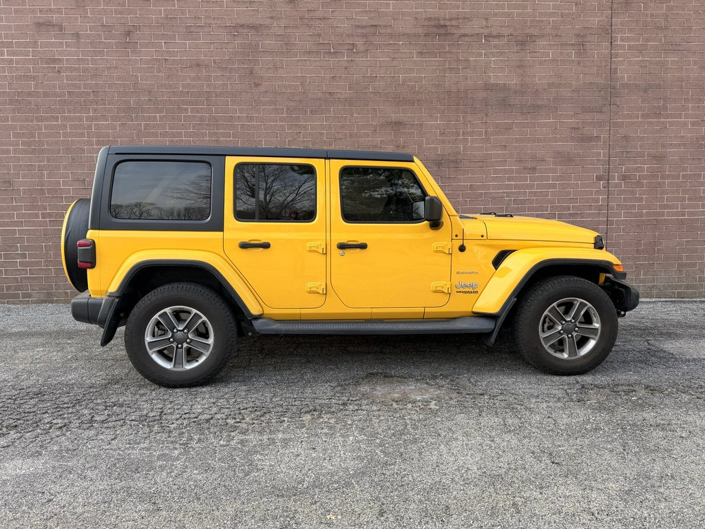 Used 2019 Jeep Wrangler Unlimited Sahara image 26