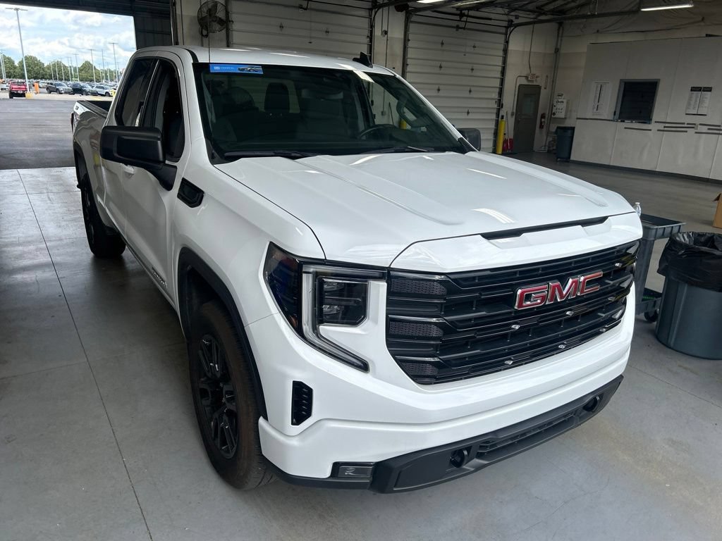 Used 2024 GMC Sierra 1500 Elevation AWD/4WD image 1