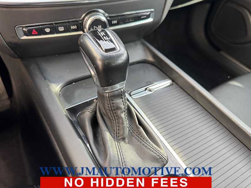 Used 2020 Volvo S60 T6 Momentum w/ Premium Package AWD/4WD image 30