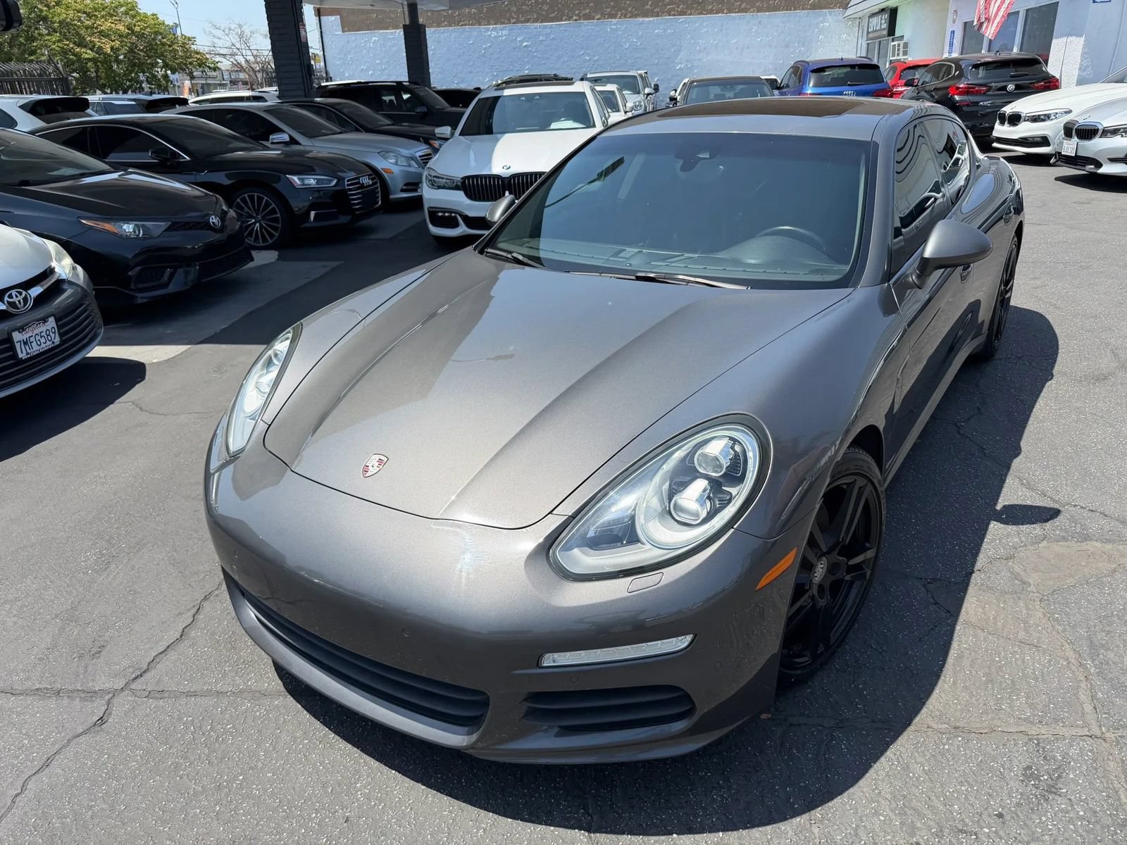 Used 2014 Porsche Panamera 4 AWD/4WD image 6