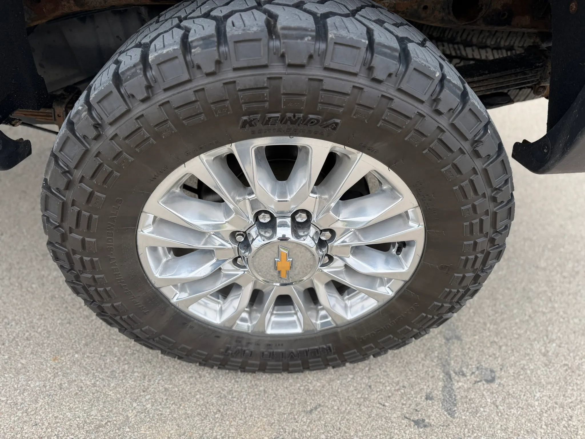 Used 2015 Chevrolet Silverado 2500 High Country AWD/4WD image 9