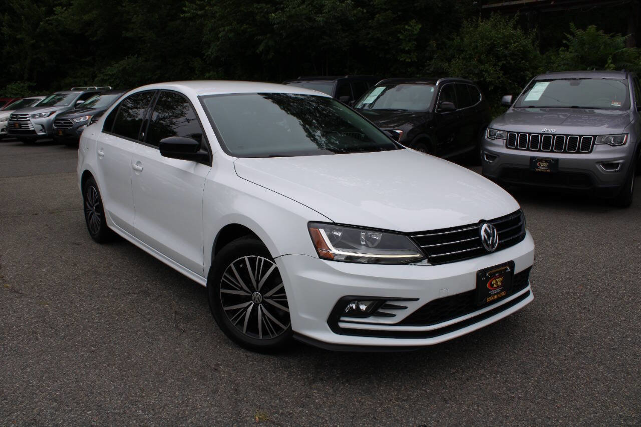 Used 2018 Volkswagen Jetta Wolfsburg Edition image 4