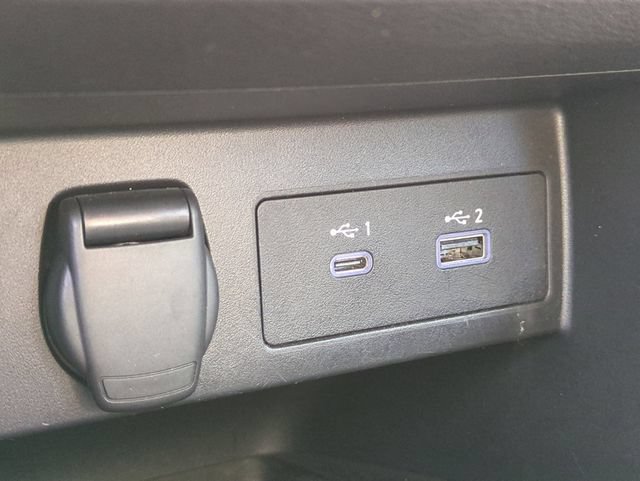 Used 2023 Nissan Versa SR w/ Trunk Package FWD image 30