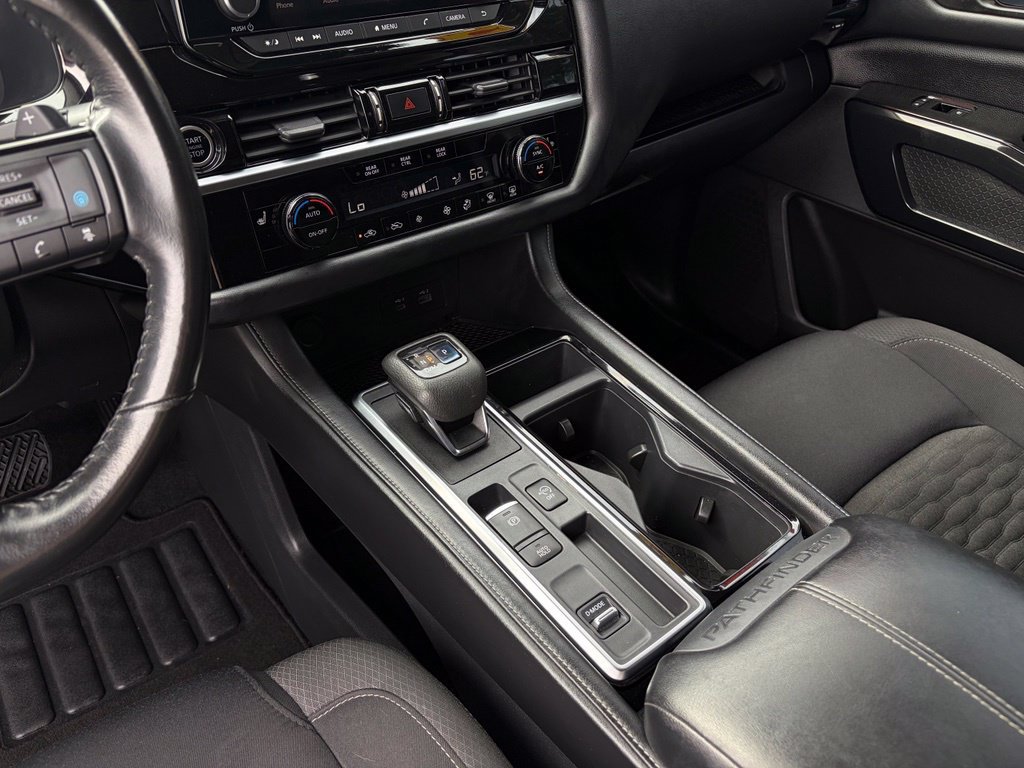 Certified 2022 Nissan Pathfinder SV FWD image 21