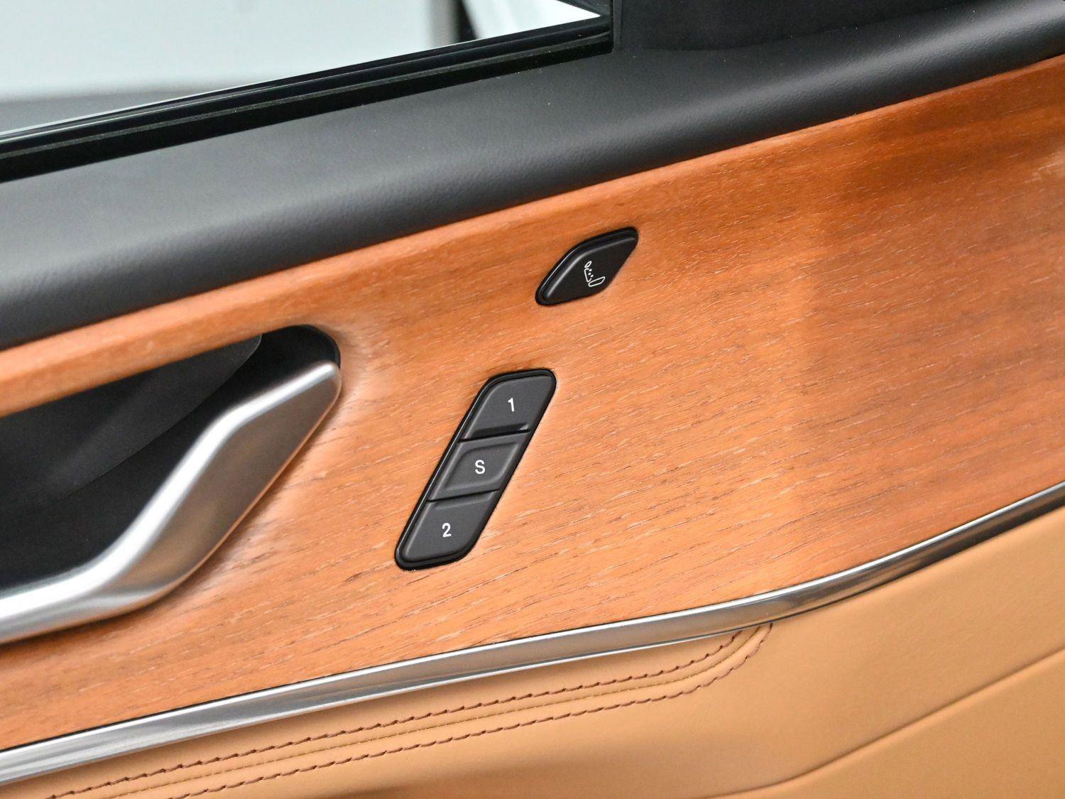 Used 2023 Jeep Grand Cherokee L Summit image 10