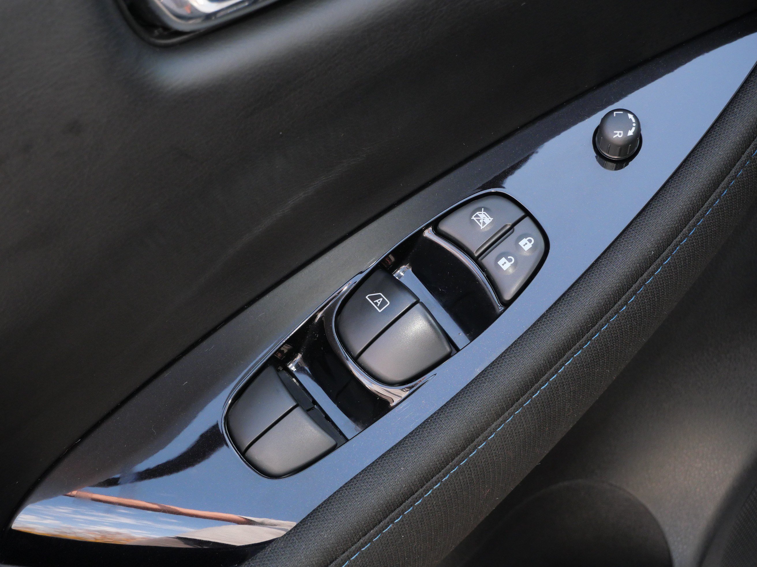 Used 2025 Nissan Leaf SV Plus FWD image 22