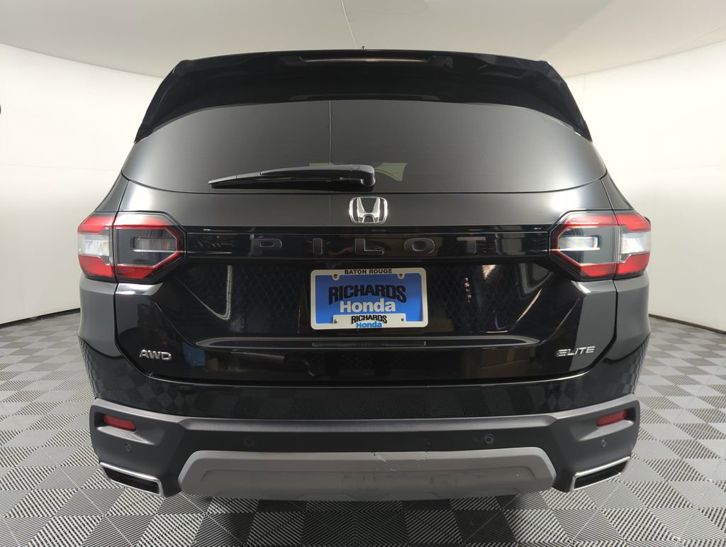 Certified 2024 Honda Pilot Elite image 5