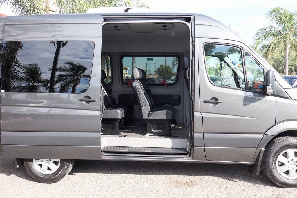 Used 2018 Mercedes-Benz Sprinter 2500 image 11